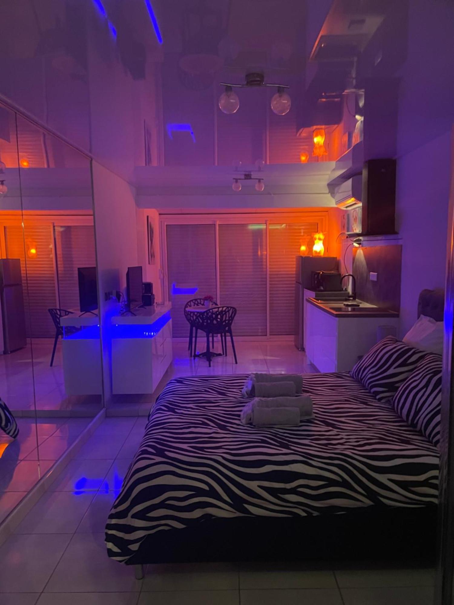 The Naturist Glamour Suite Agde Exterior photo
